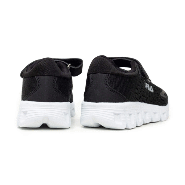 ⁦FILA ספורט ילדים שחור לבן⁩ – תמונה ⁦3⁩